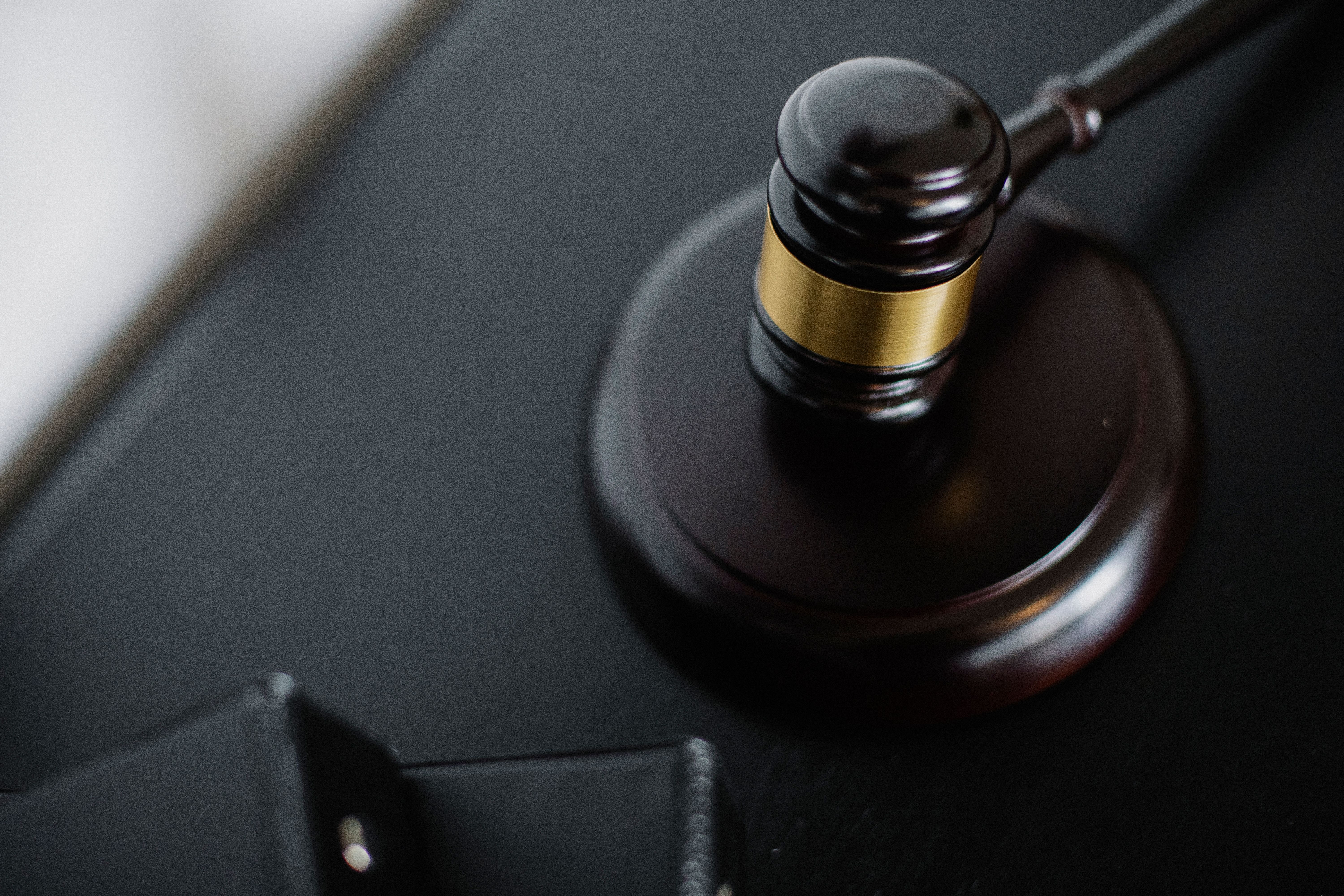 Litigio mercantil